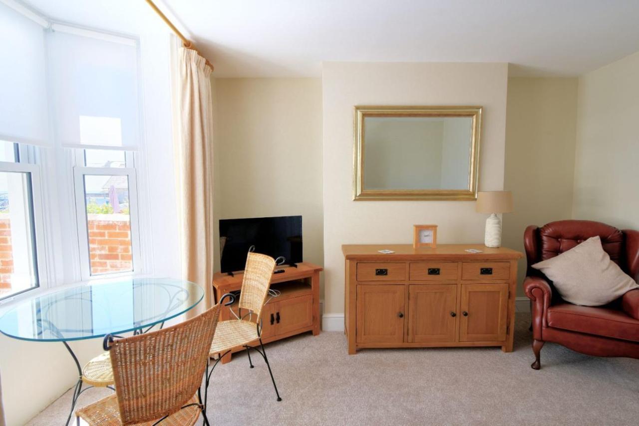 The Garden Suite Lyme Regis Exterior photo